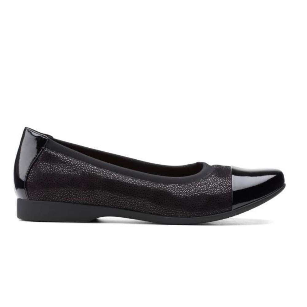 NWT Clarks Women's Un Darcey Cap Ballet Flats Shoes size6.5 7